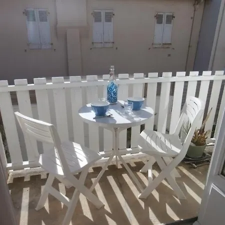 Les Thermes Апартаменты *